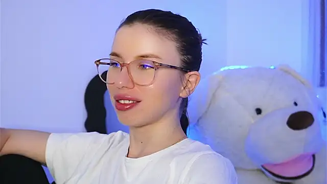 ivyleague  online show from March 1, 6:29 pm