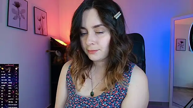 miss seline online show from April 7, 10:34 pm