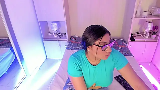 CANDYGABYY online show from March 3, 8:04 pm