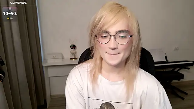 CuteYukiKun online show from February 17, 9:41 am