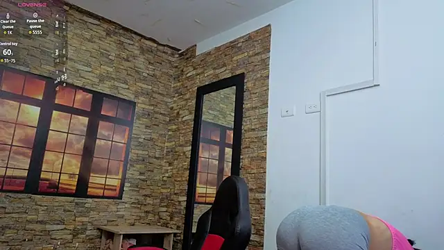 daniela xue online show from October 2, 12:59 am