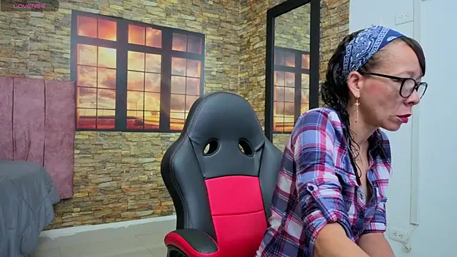 daniela xue online show from September 30, 12:38 am