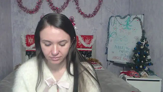 KaraCriegs online show from December 17, 8:24 pm