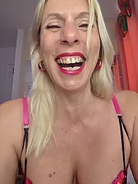 Ina HotX online show from February 9, 10:17 am