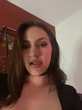 Lucyerobbie online show from September 15, 2:42 am