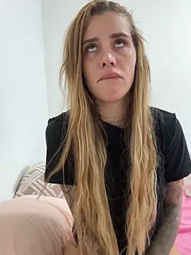 EmiliaCatalina online show from October 12, 9:17 pm