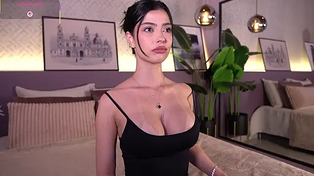 ElleDiane online show from March 28, 11:03 pm