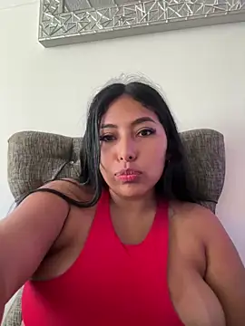 emmyjhonson07 online show from March 14, 2:40 pm