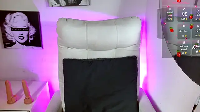 SamanthaRoldaan online show from September 15, 4:47 pm