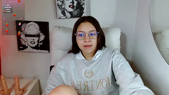 SamanthaRoldaan online show from October 6, 3:18 pm