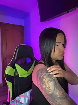 leila 22 online show from September 27, 7:48 am