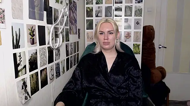 CapriScorpion online show from October 18, 3:26 pm