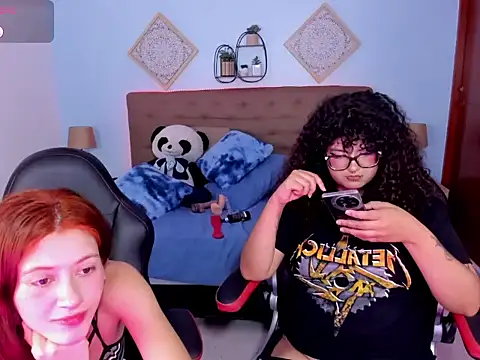 julieth love  online show from October 10, 11:20 pm