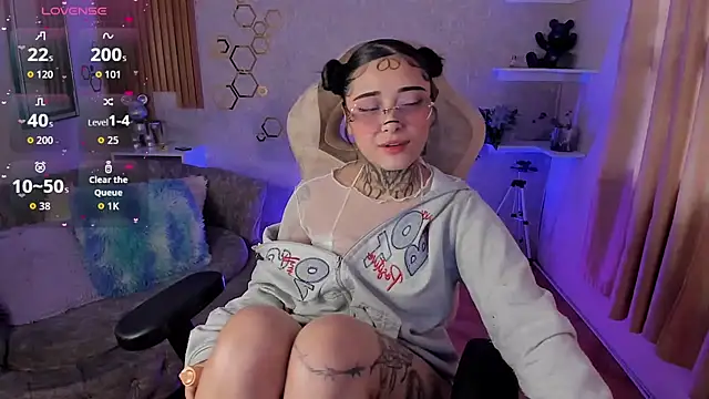 mia catt05 online show from January 31, 7:34 pm