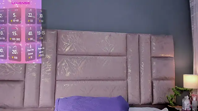 I Am Anniee online show from November 14, 2:39 pm