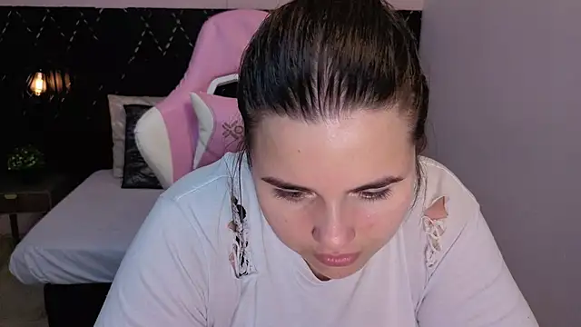 Aabby lee online show from April 9, 7:30 pm