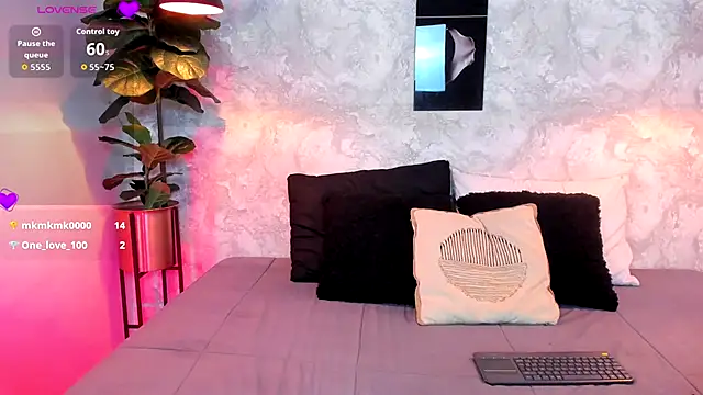 alina stark online show from September 14, 8:51 pm