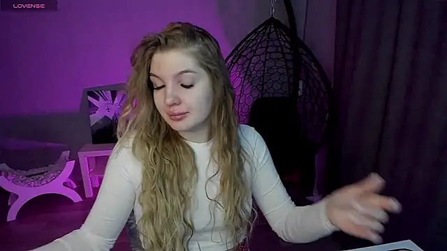 lily williamss online show from March 5, 12:17 am