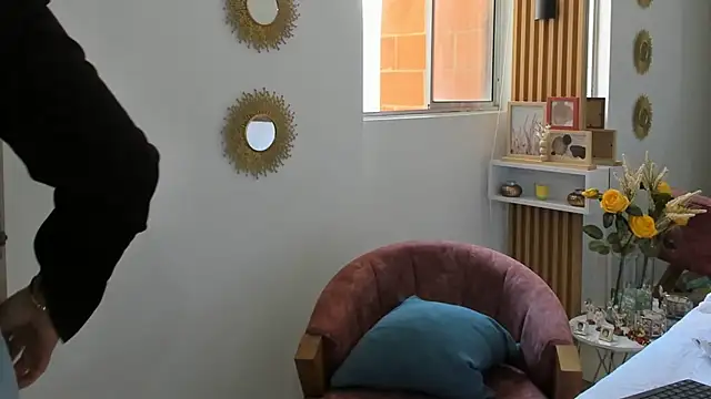 EmilyPeytonn online show from September 10, 2:39 pm