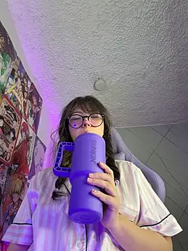 Purplee Baby online show from November 18, 12:28 pm