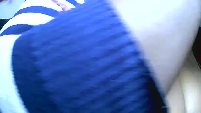 Bustypillows online show from February 3, 5:16 am