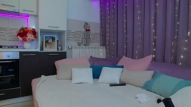 AyanaJoy online show from November 13, 1:04 am