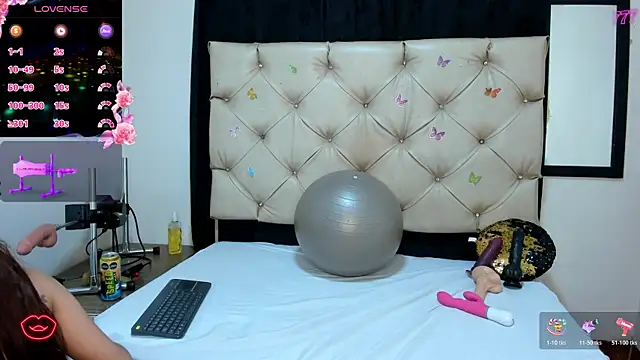 cleopatraa online show from April 12, 5:49 pm