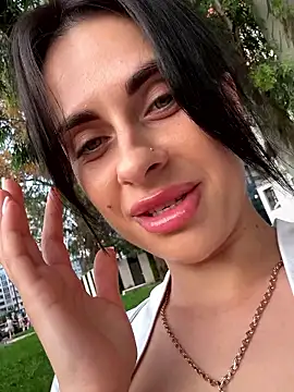 MariaValverdeee online show from June 22, 4:37 pm