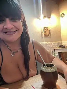 Sensualmente333 online show from May 16, 11:53 am