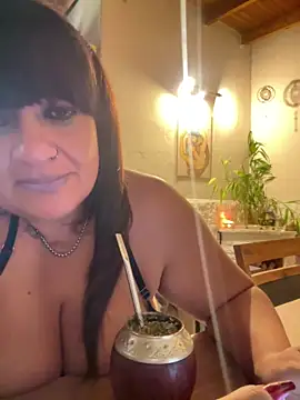 Sensualmente333 online show from April 1, 11:55 am