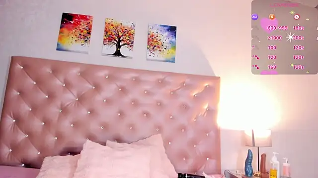 paulinasaeEnz online show from February 9, 1:02 pm