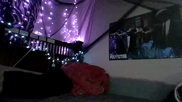 hollyloveu1 online show from January 15, 7:03 am