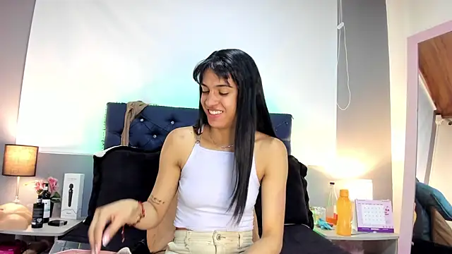 valentinabaez online show from September 26, 5:43 pm