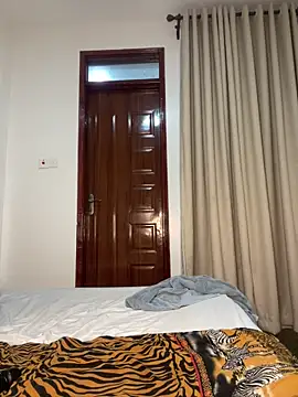 hot daily online show from April 16, 1:17 am