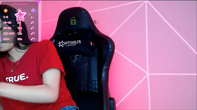 lilylouisee online show from September 17, 10:24 am