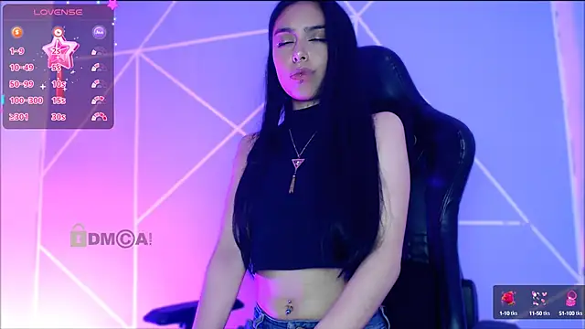 lilylouisee online show from October 14, 10:34 pm