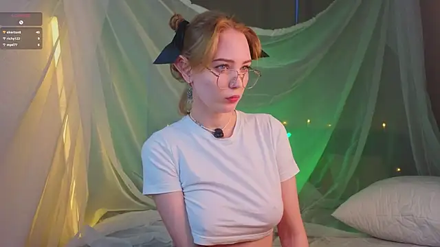 SoniaScott online show from September 30, 2:28 am