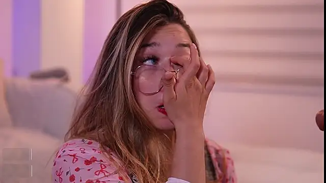 lilith gray9 online show from March 21, 1:10 am