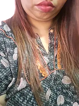 Ravina patil1 online show from March 30, 9:09 am