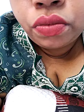 Ravina patil1 online show from September 25, 11:02 pm