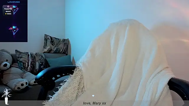 Mary Xextra online show from December 4, 1:41 am