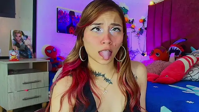 alisson zafiro  online show from November 16, 3:19 am