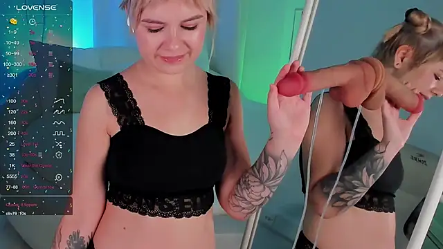 Lil Amelie online show from April 19, 6:10 pm