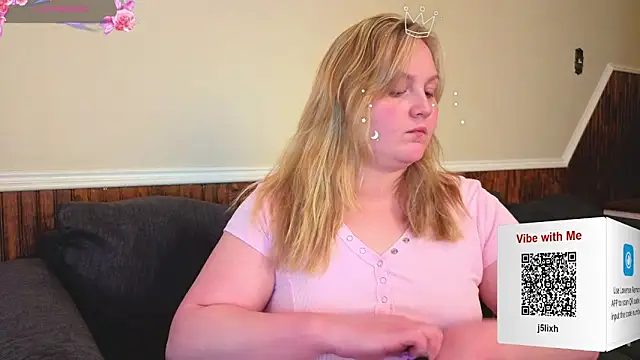 PhatAssBlond online show from March 6, 4:46 pm