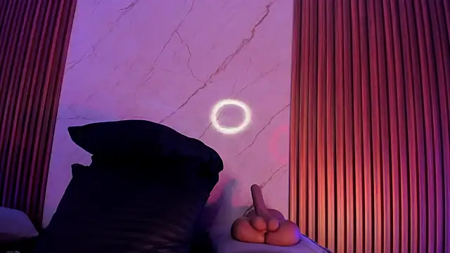 Emiilycollins online show from September 13, 2:08 am