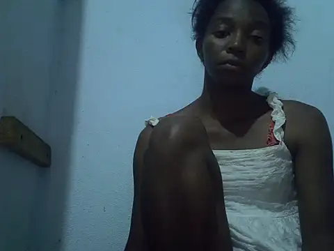 ElianeHot online show from November 6, 7:20 pm