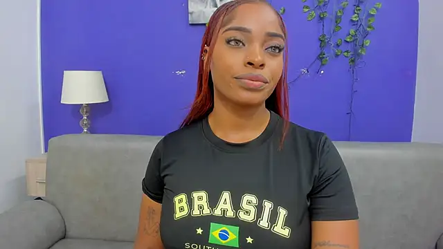 ShantalGomes online show from October 3, 5:07 pm