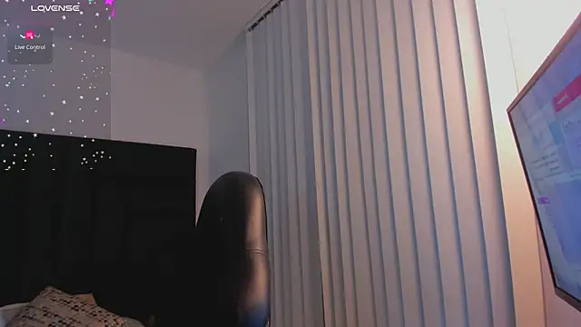 FaloonRoussel online show from September 17, 6:06 pm