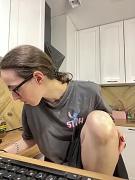 MartiniiSelenna online show from October 3, 6:40 am