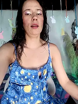 lovely kitt online show from April 1, 12:22 am